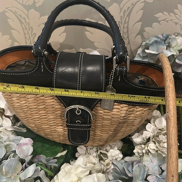 Authentic coach, black leather and tan wicker handbag, satchel. Large size - Picture 11 of 13